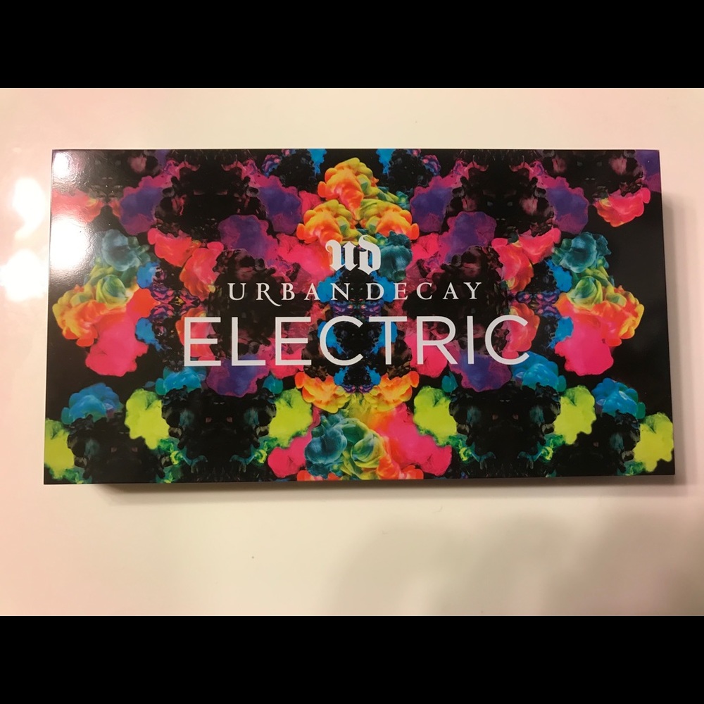 Urban Decay Electric Palette